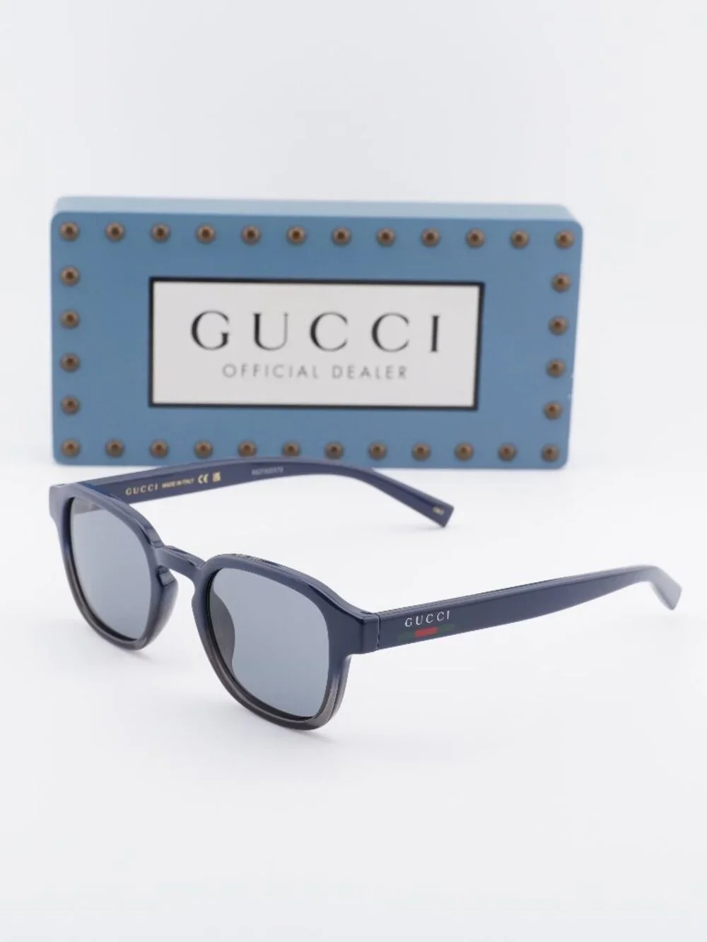 Gucci GG2106S 004 Square Sunglasses - Blue to Grey / Smoke